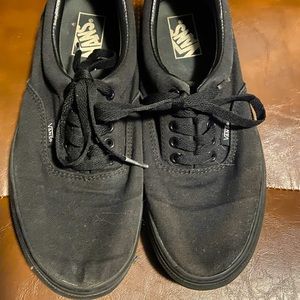 Black vans women’s size 8